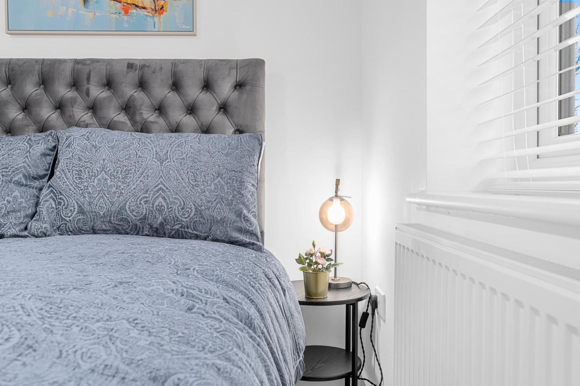 Luxurious Stylish Modern Holiday home Manchester